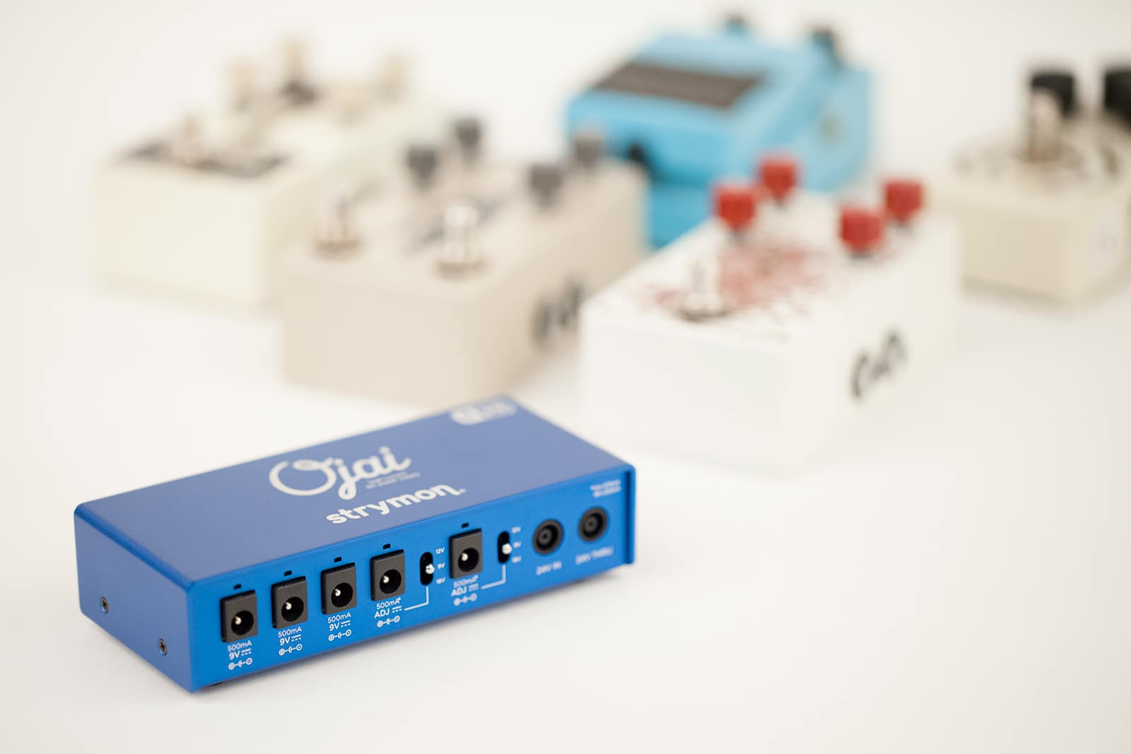 Ojai R30 Low Profile Pedal Power Supply - Strymon