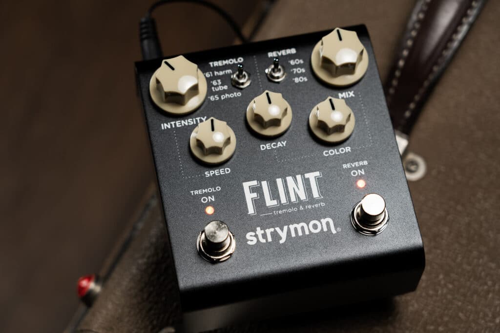 Flint V2 Tremolo & Reverb - Strymon