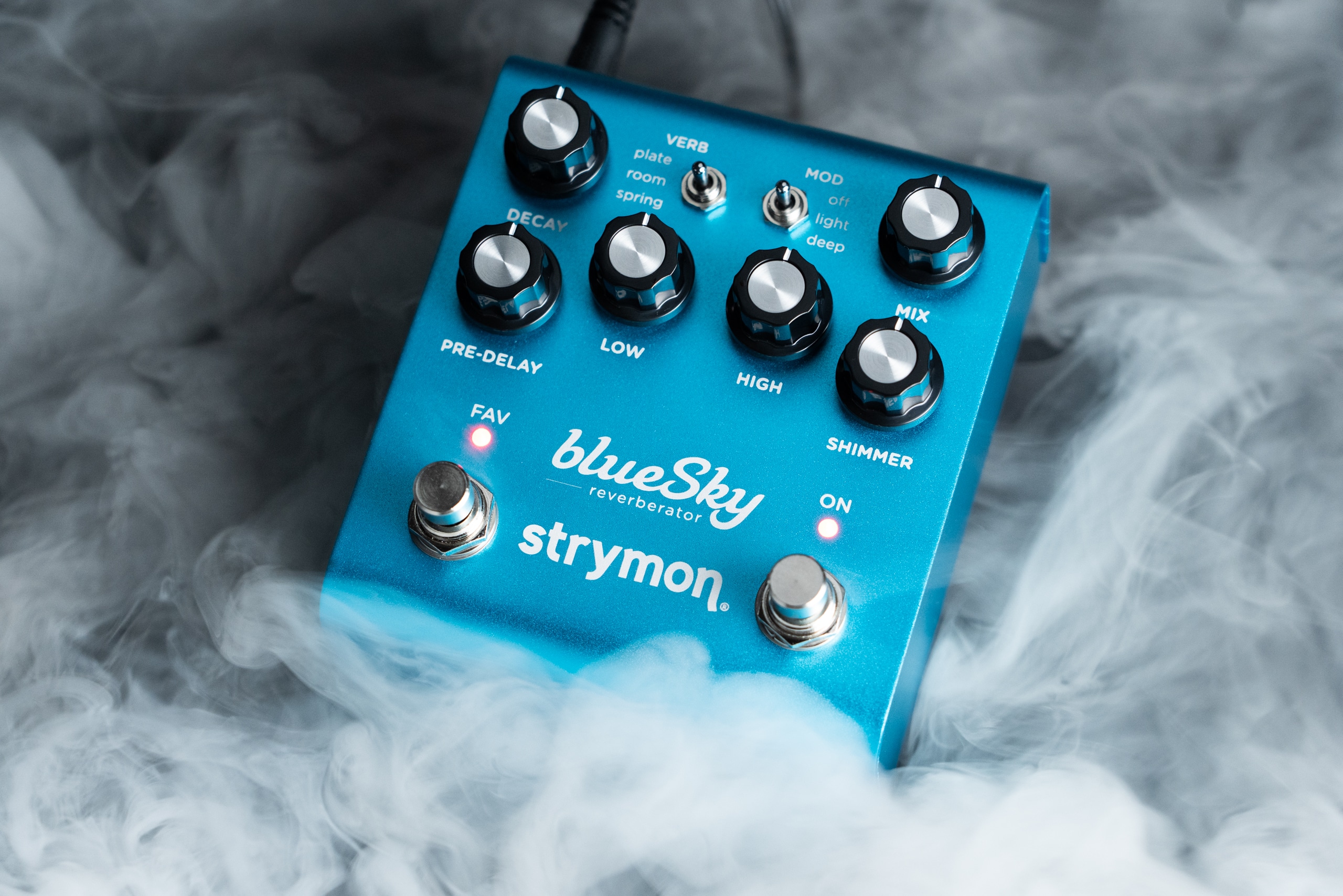 blueSky reverberator V2 – Reverb Pedal - Strymon