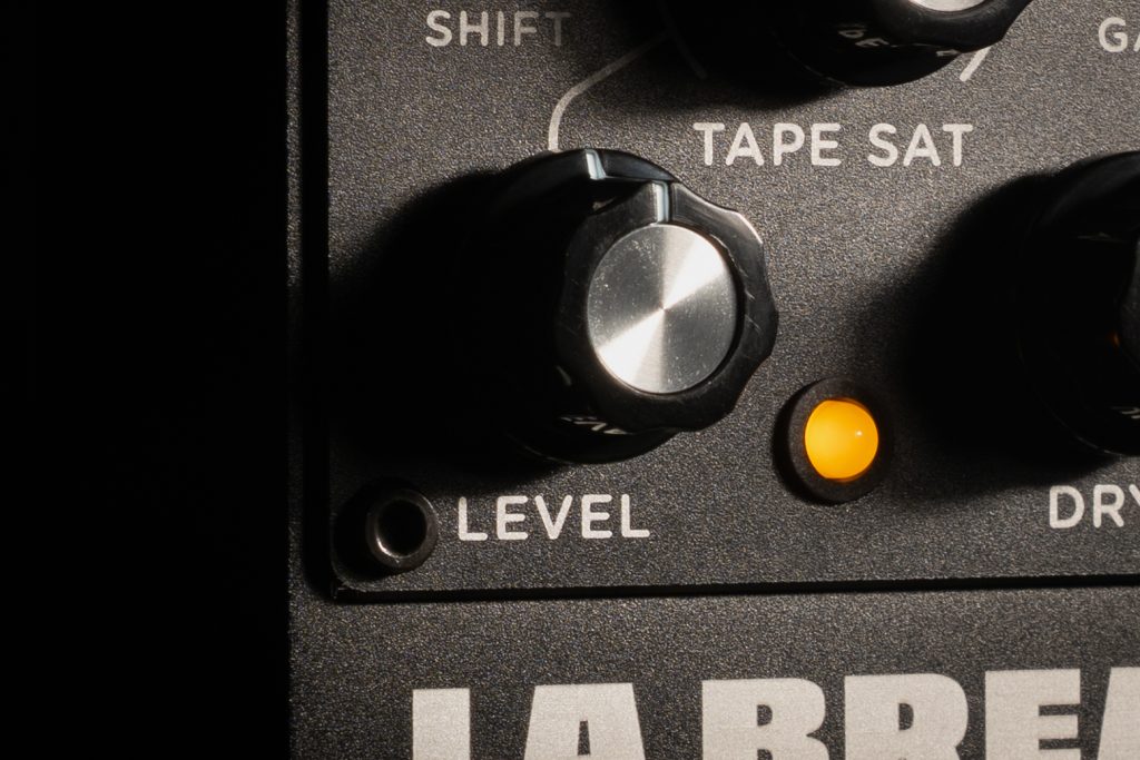Close-up shot of Strymon La Brea's Level knob.